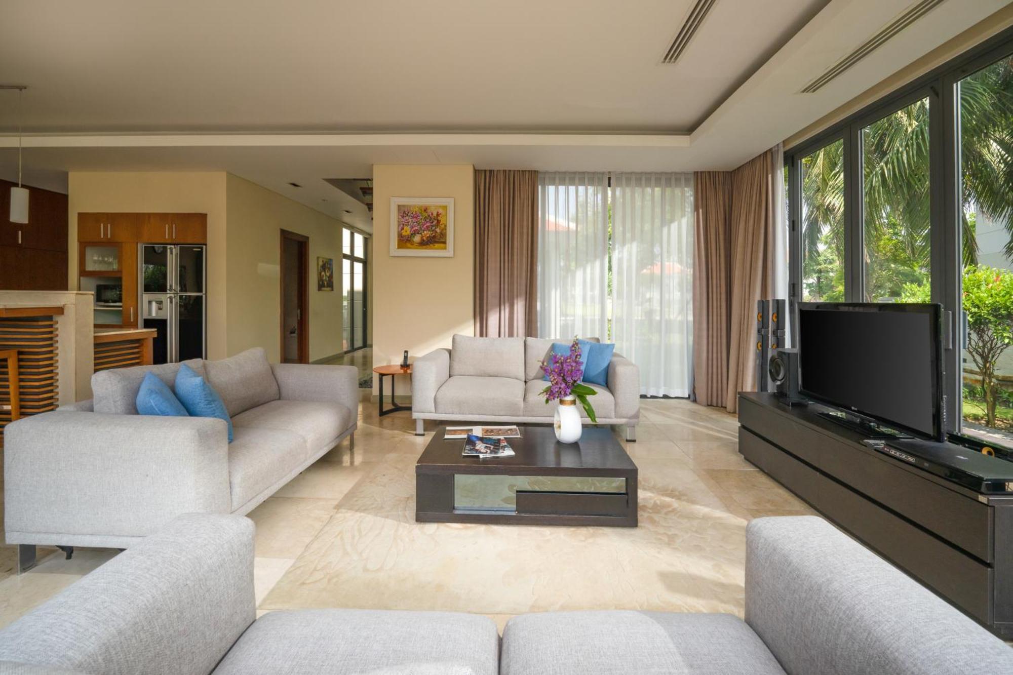 Luxury Dana Beach Resort & Spa Дананг Номер фото