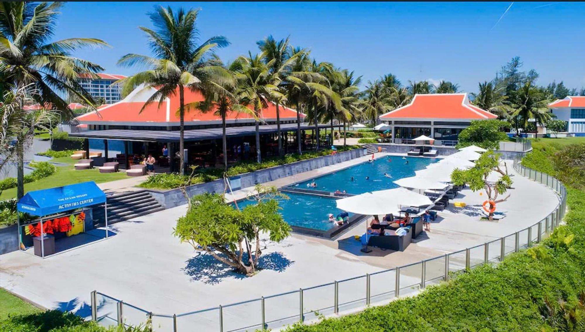 Luxury Dana Beach Resort & Spa Дананг Экстерьер фото