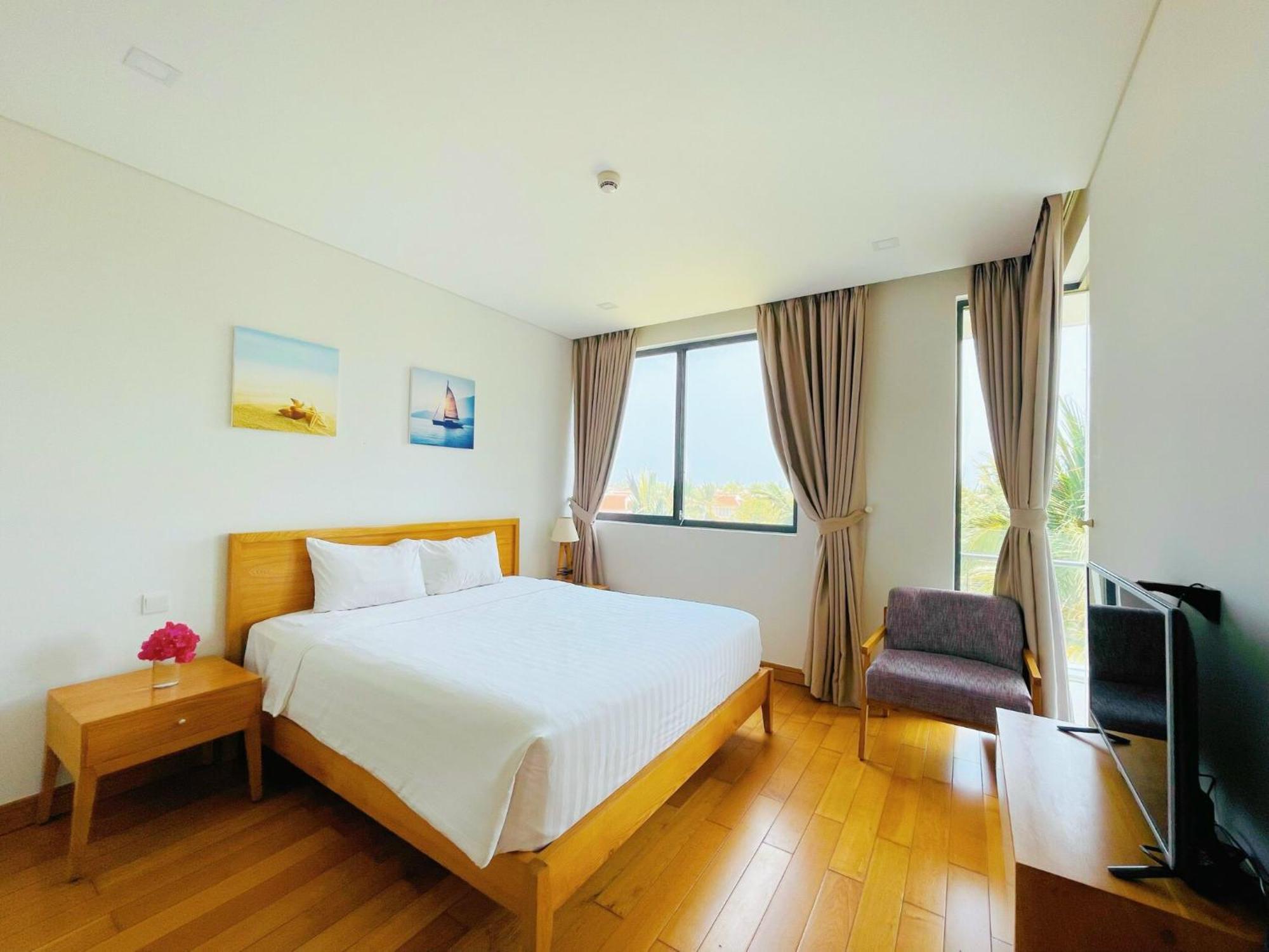 Luxury Dana Beach Resort & Spa Дананг Номер фото