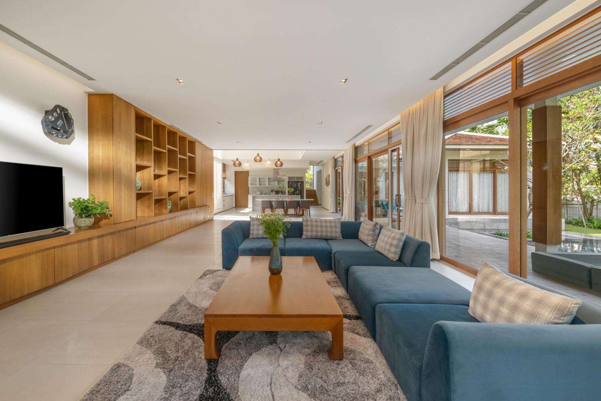 Luxury Dana Beach Resort & Spa Дананг Экстерьер фото